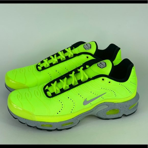 Nike Air Max Plus PRM TN Volt/Matte Silver/Grey - Picture 3 of 8